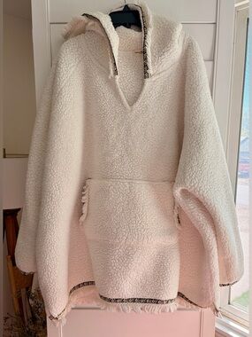 Natural Life Sherpa Hoodie in Cream